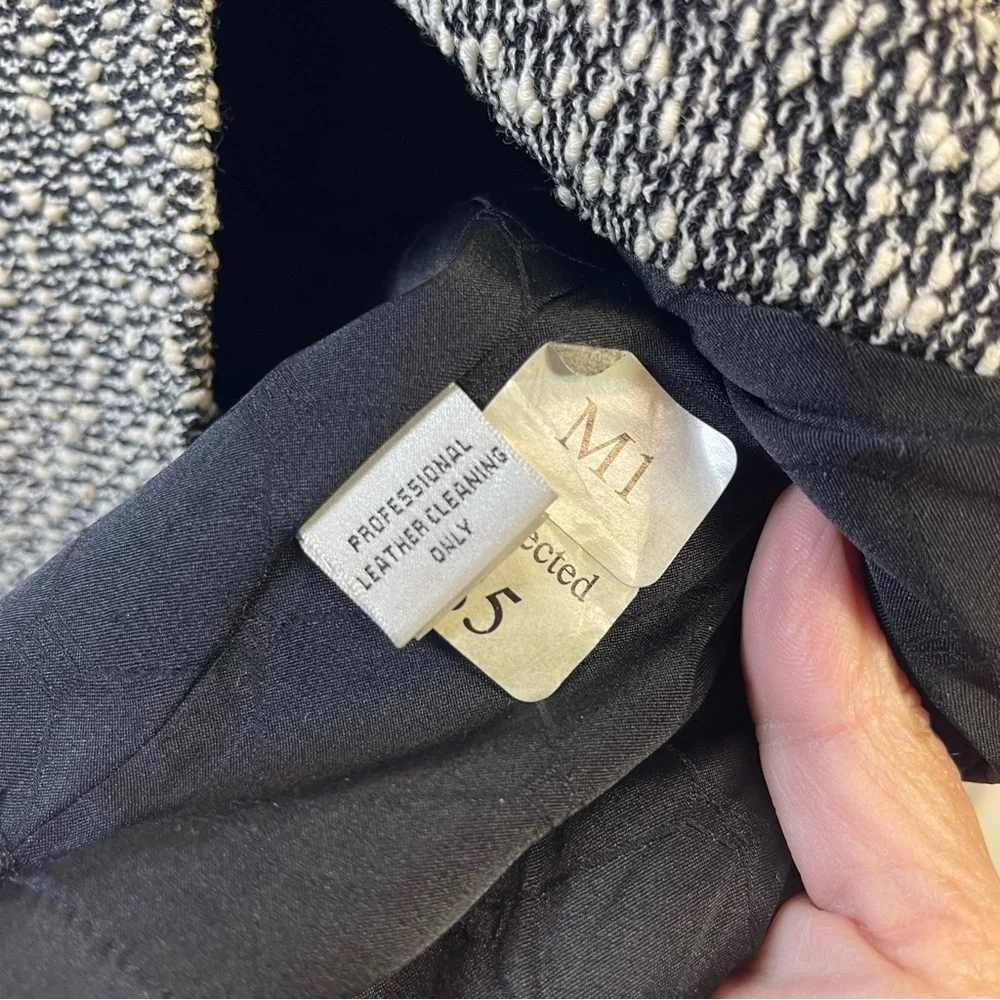 ST. JOHN Couture 2 Piece Tweed Texture Jacket + Mini Skirt Gold Button Suede C14